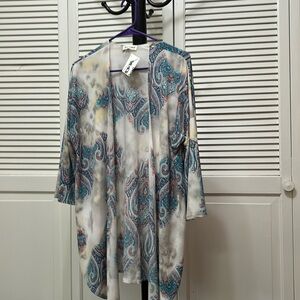 Lime and chili kimono.